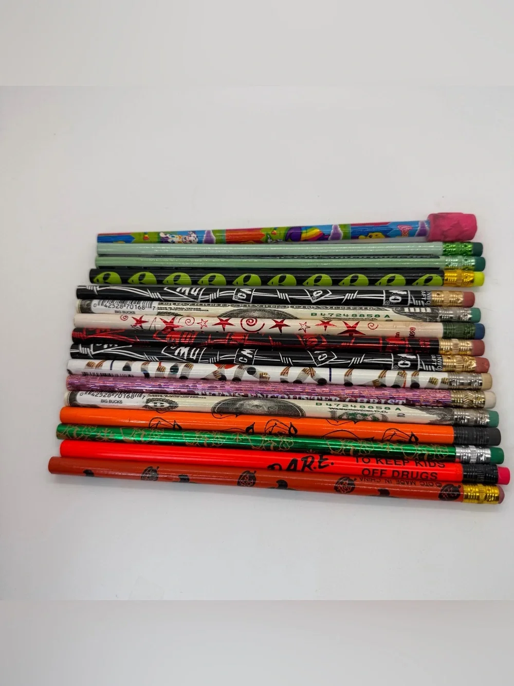 Mixed Lot 90s pencils DARE HALLOWEEN MONEY NWO WWF Lisa frank